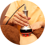 針灸施術の様子